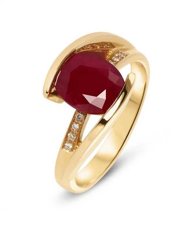 Bague Rubis Rouge Ovale 9x7mm et Diamant en Or Jaune 750 pour femme - Bijoux Trabbia Vuillermoz
